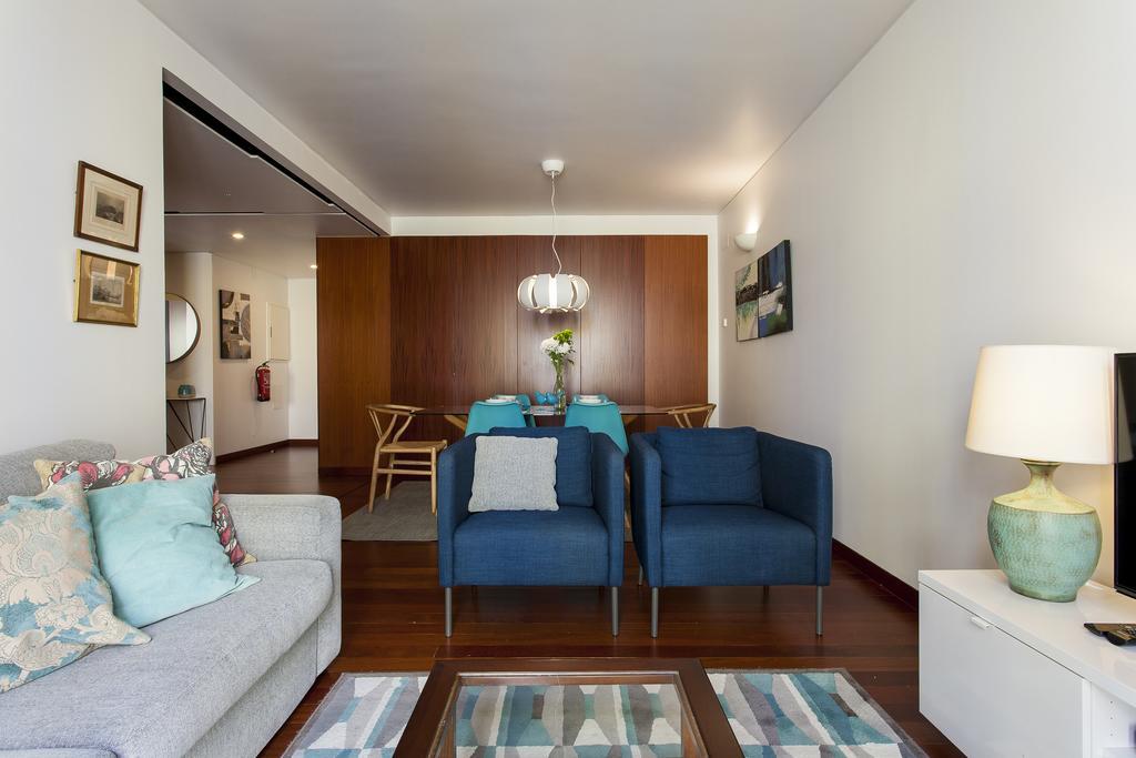 Charming 2-Bedroom Apartment In The City Centre Lisbon Exterior photo