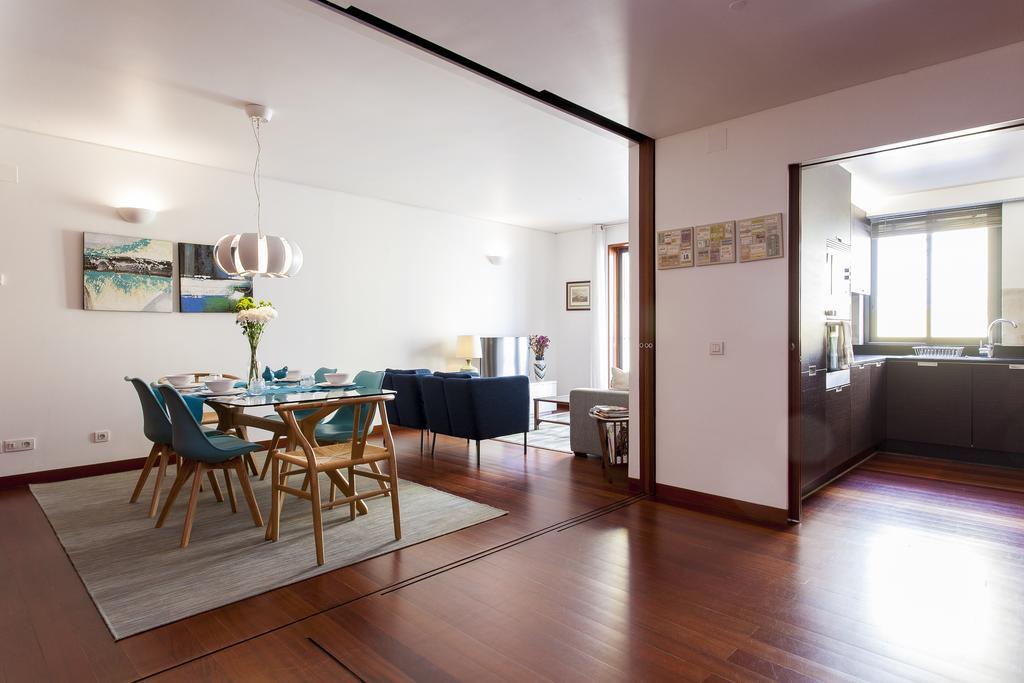 Charming 2-Bedroom Apartment In The City Centre Lisbon Exterior photo
