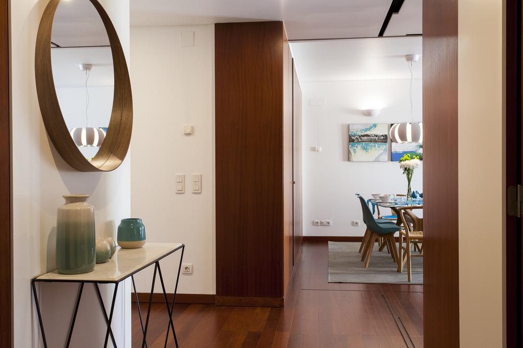 Charming 2-Bedroom Apartment In The City Centre Lisbon Exterior photo